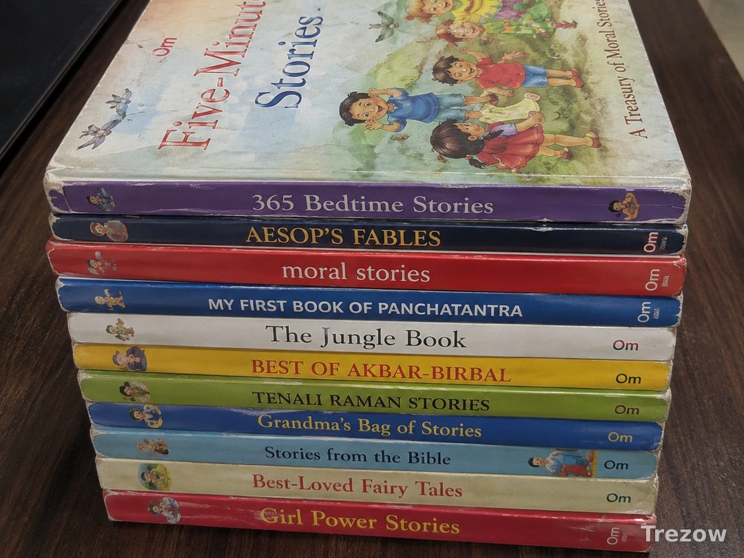 Kids story books bundle (12 books)