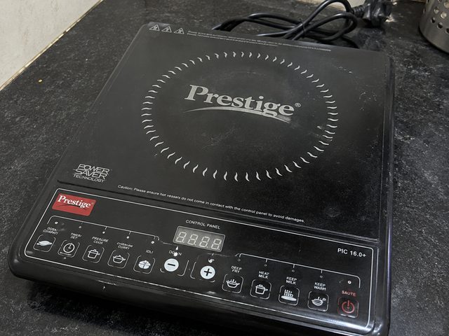 Prestige induction cooktop